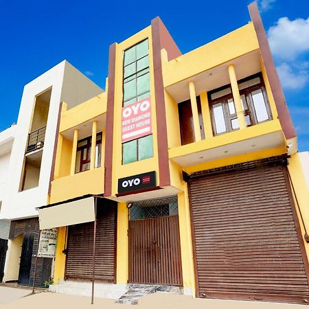 Spot On New Diamond Guest House Rudrapur Esterno foto