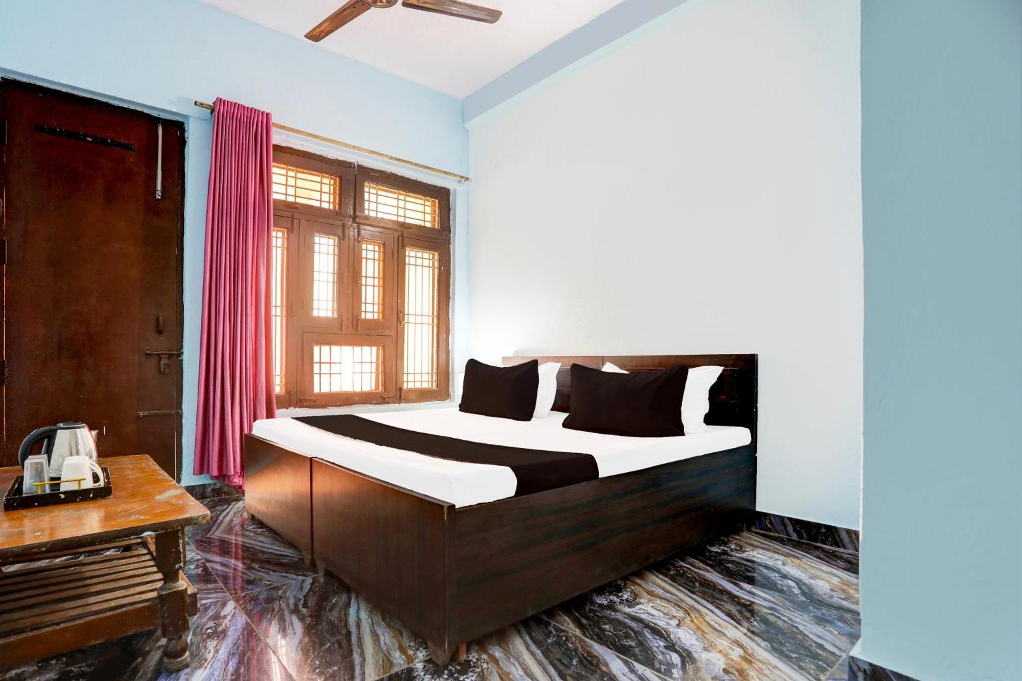 Spot On New Diamond Guest House Rudrapur Esterno foto