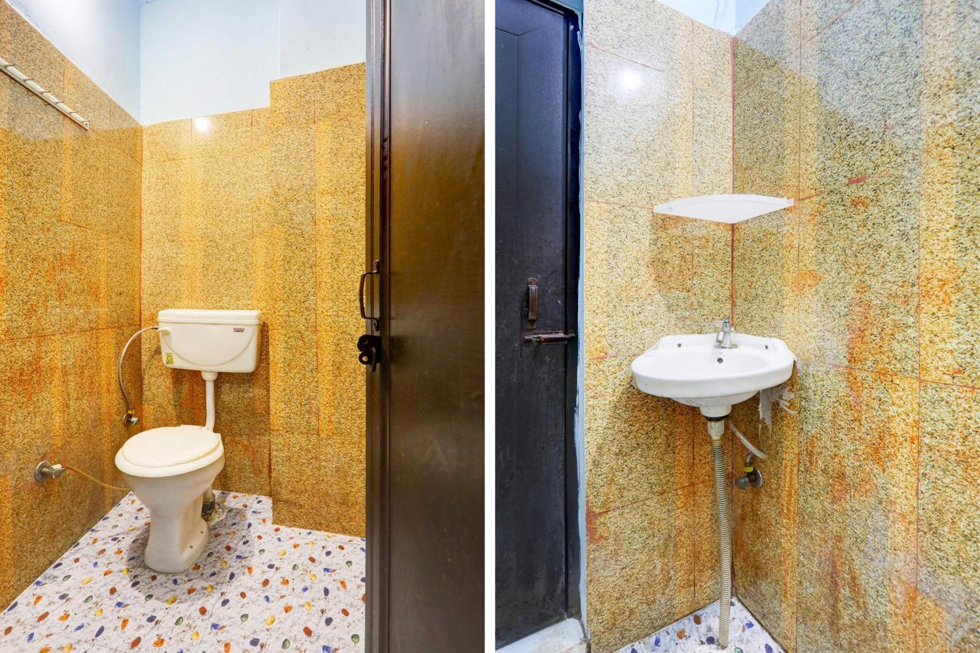 Spot On New Diamond Guest House Rudrapur Esterno foto